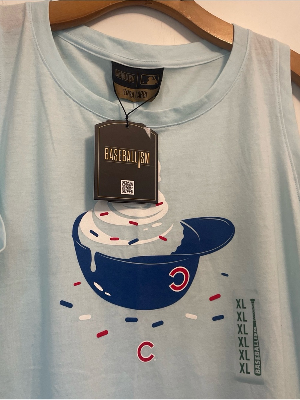 Baseballism Discontinud Chicago Cubs Light Blue Ice Cream Helmet Tank Top NWT